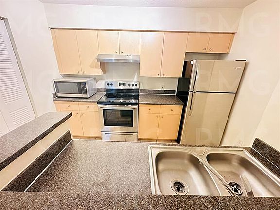 3rd image of 4271 San Marino Blvd APT 103