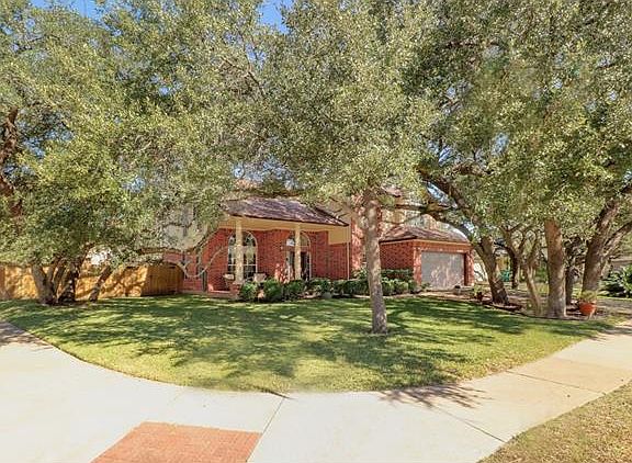 2nd image of 2307 London Ln