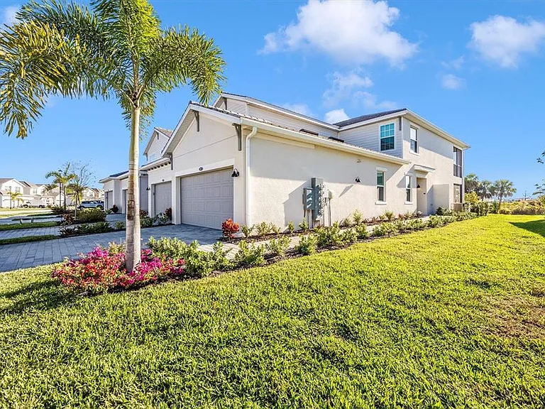 17700 Boracay Ct #102 — Photo 54