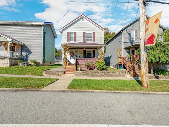 141 W Pittsburgh St, Delmont, PA 15626