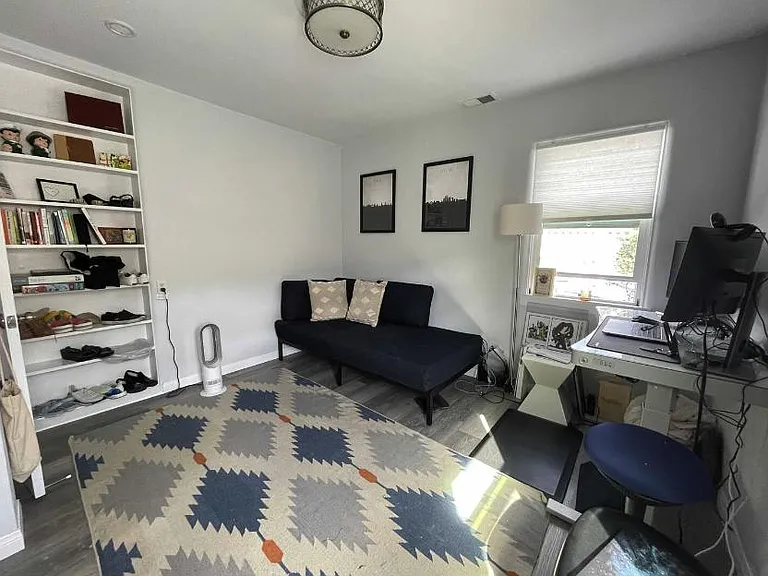 222 Roswell Ave #A — Photo 17