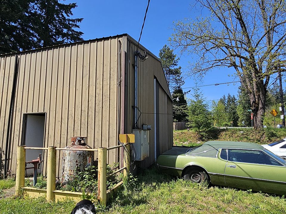 2nd image of 23601 SE Firwood Rd