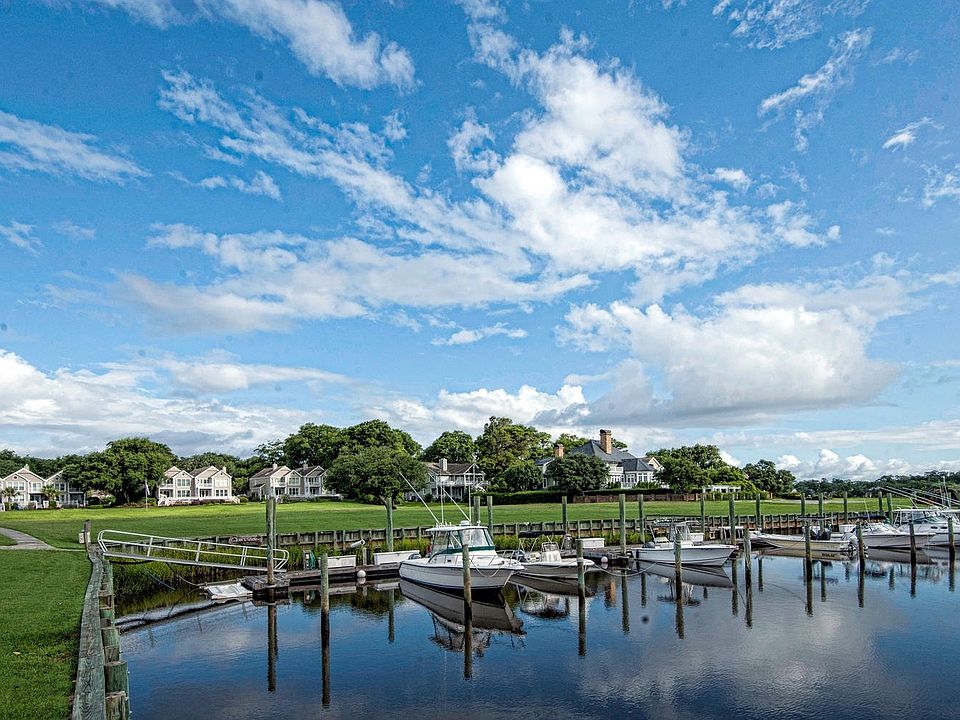 Oak Landing