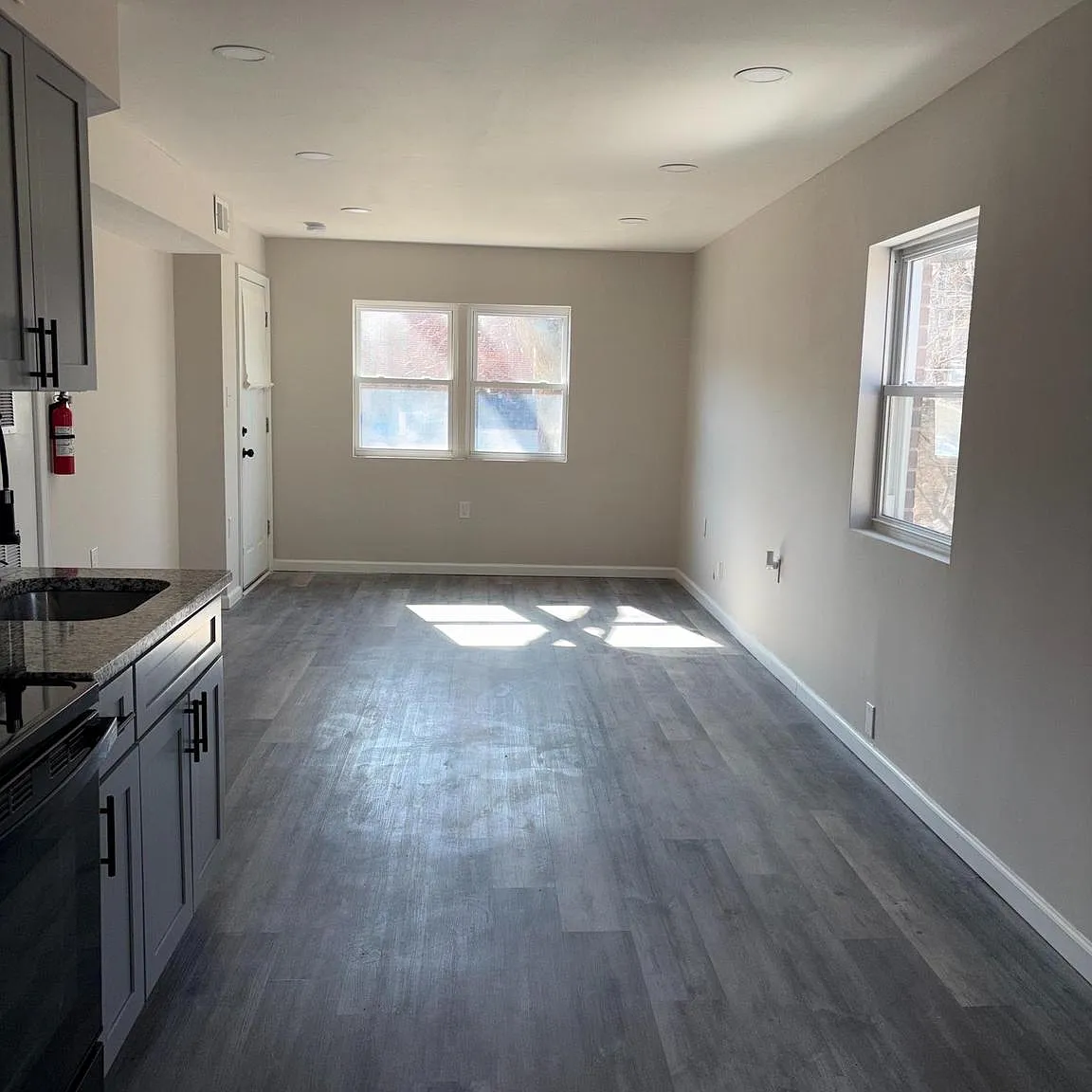 1 bed, 1234 sqft, $1,250 — Photo 3