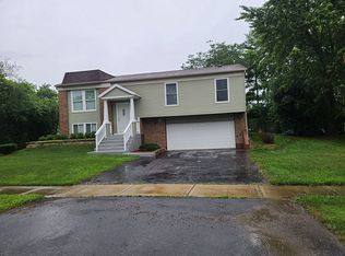 474 Galahad Rd, Bolingbrook, IL 60440