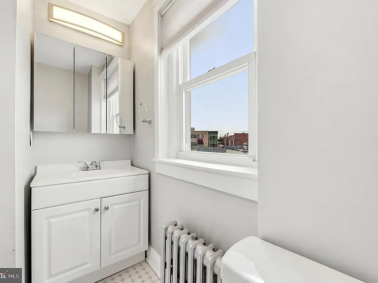 732 W Railroad Ave — Photo 19