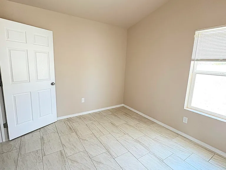 8503 Leo St #B — Photo 13