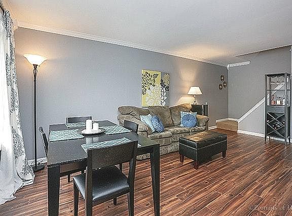 2nd image of 386 Bunker Hill Cir