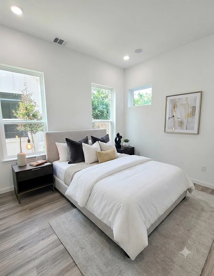 2 bed, 2.5 bath, 918 sqft, $1,995 — Photo 4
