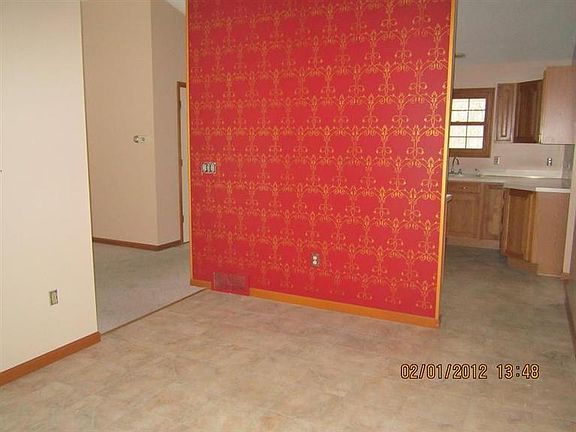 4th image of 6655 Evanston Ave