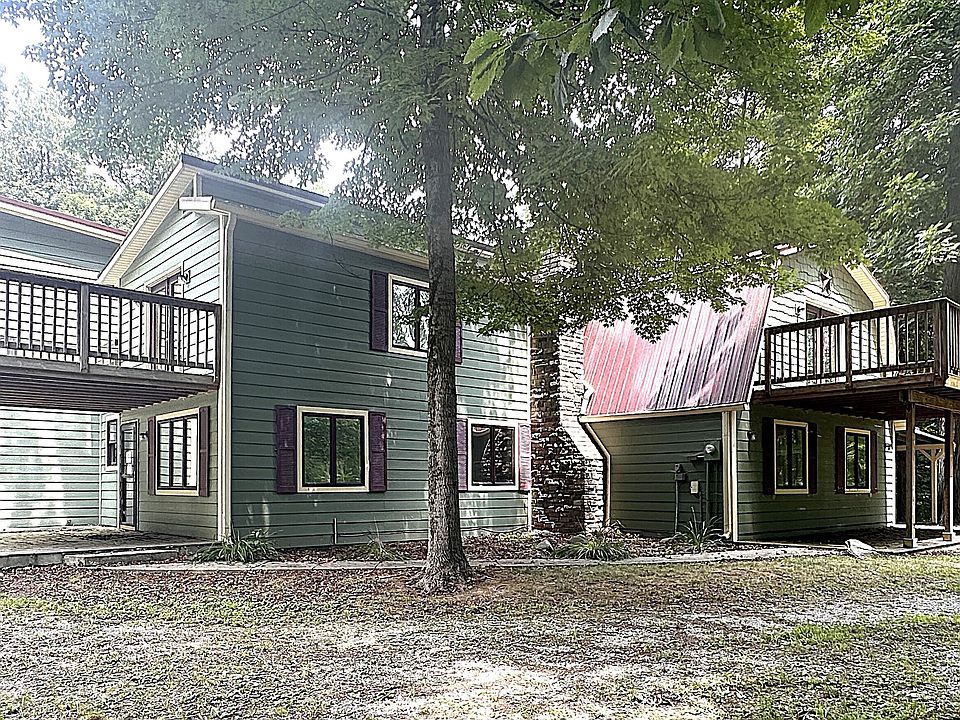 1st image of 1747 E Tall Oaks Ln