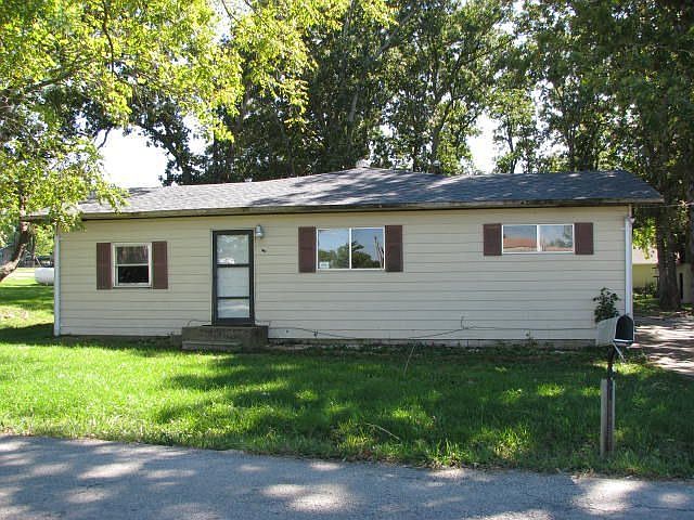 3 bedroom 2 bath