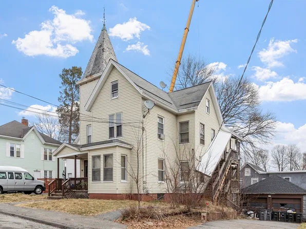 29 Osgood St, Gardner, MA 01440