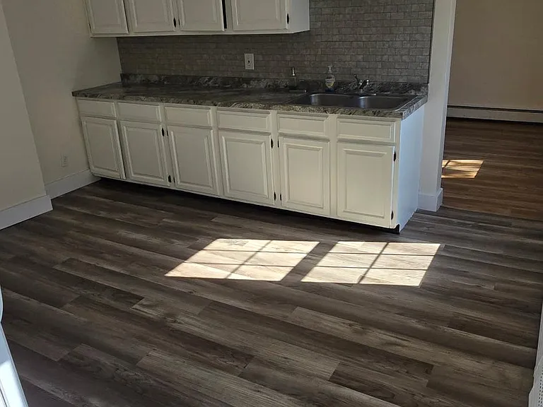 115 Ward Ave — Photo 10