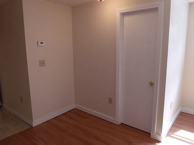 7 Chelle Rd #3 — Photo 2
