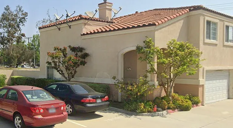 831 N Turner Ave — Photo 1
