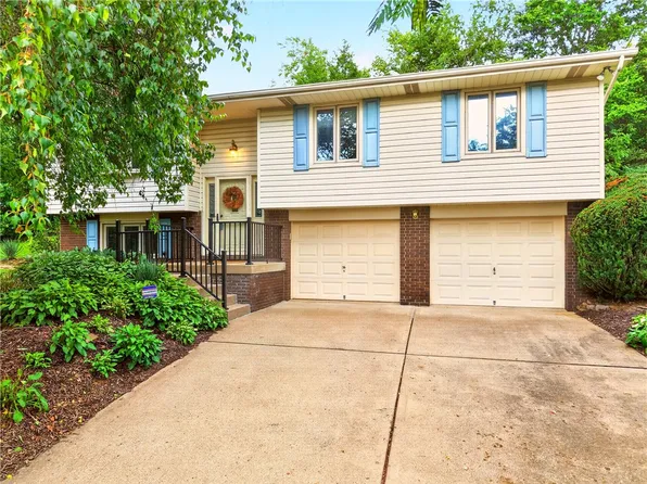 224 Bowman Rd, Bridgeville, PA 15017