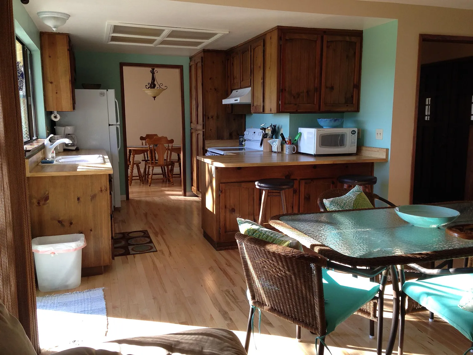 2 bed, 1338 sqft, $2,100 — Photo 4