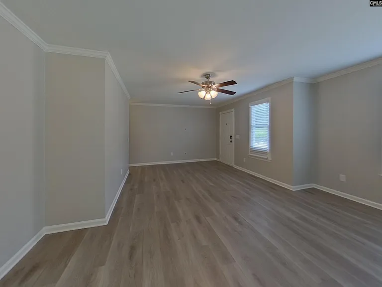 13 Dyers Hall Ct — Photo 3