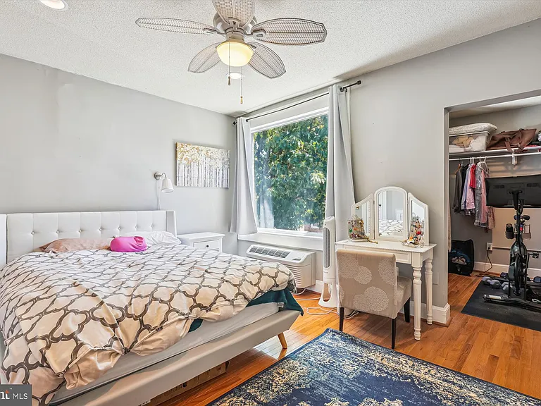1125 Maryland Ave NE #16 — Photo 12