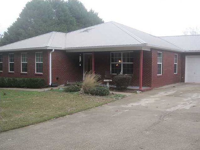 1st image of 219 White Oak Ave