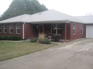 219 White Oak Ave, Crestview, FL 32536