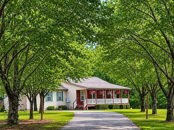 31370 Point Lookout Rd, Mechanicsville, MD 20659