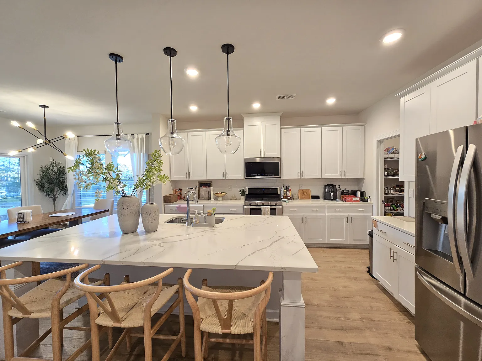 4058 Armstrong Farm Dr — Photo 1
