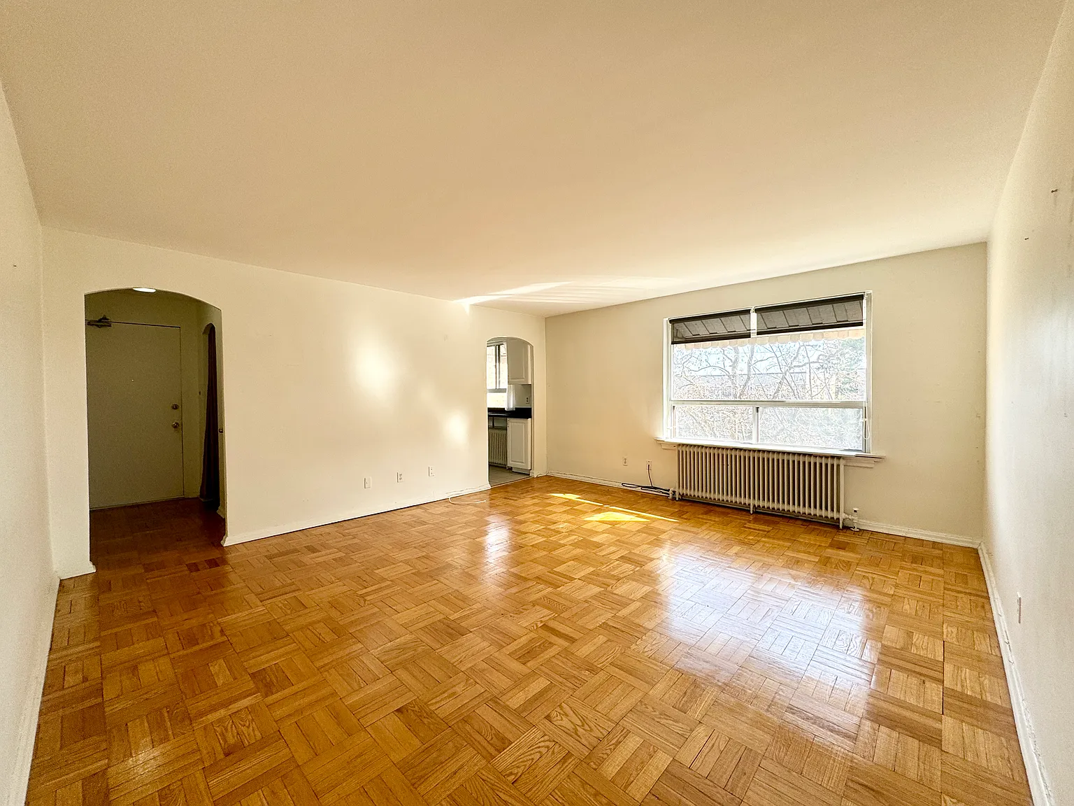 2696 Lake Shore Blvd W - 11 — Photo 4