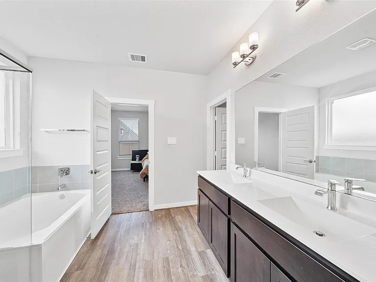 28447 Halle Ray Dr — Photo 36