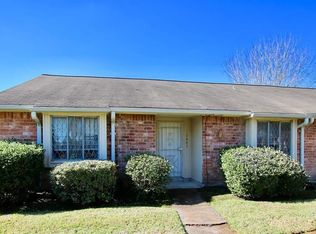 12843 Clarewood Dr, Houston, TX 77072