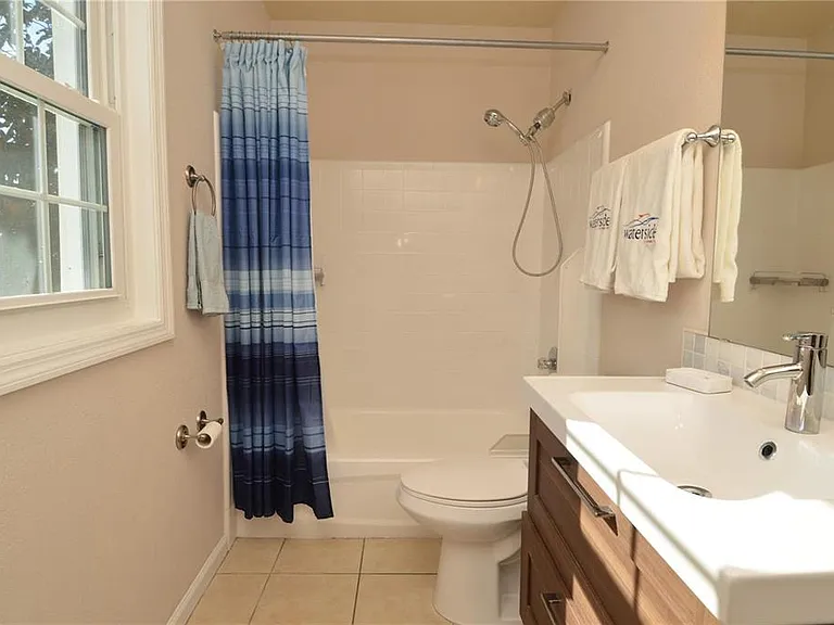3889 Pompano Dr SE #C — Photo 22