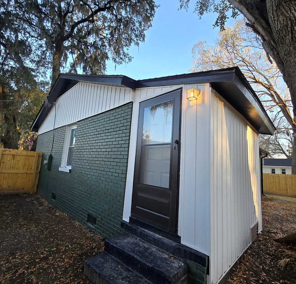 3 bed, 1100 sqft, $2,900 — Photo 3