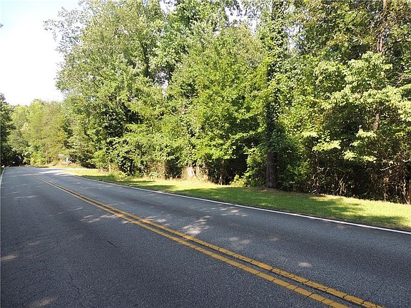 3rd image of 0 Circle Dr