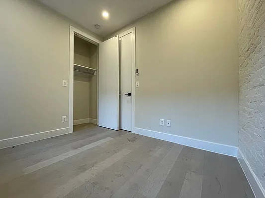 Rented by HOLTON REAL ESTATE INC. | media 14