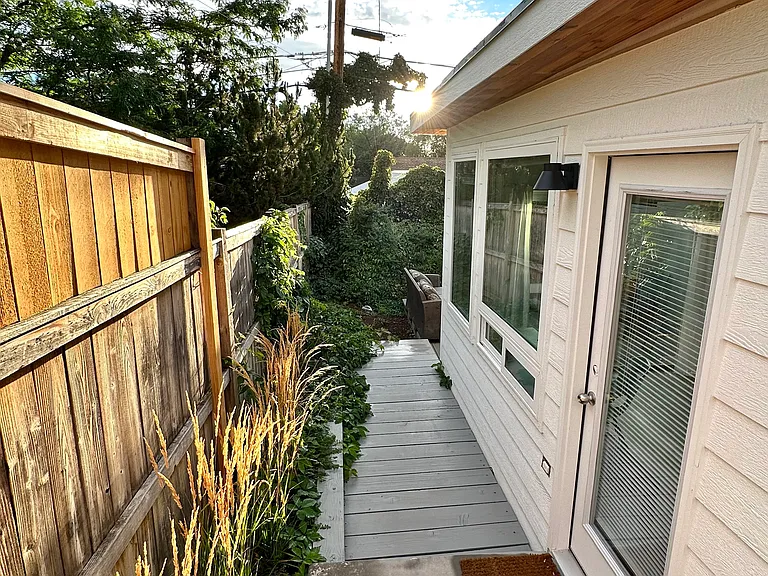 2182 S Wyoming St #B — Photo 18