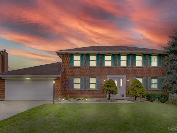 6141 Beckett Station Ct, West Chester, OH 45069