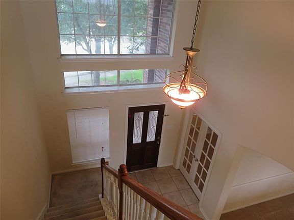 3rd image of 7110 Dove Hollow Ct