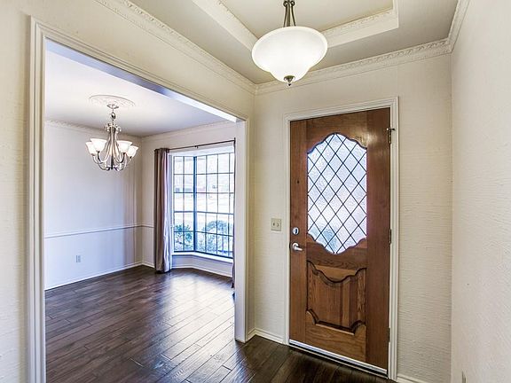 3rd image of 1804 Cherbourg Dr