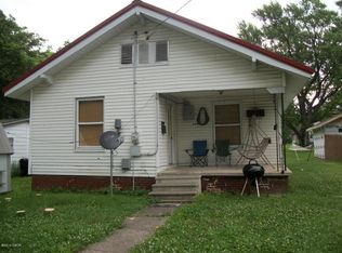 308 N Sherman St, Harrisburg, IL 62946