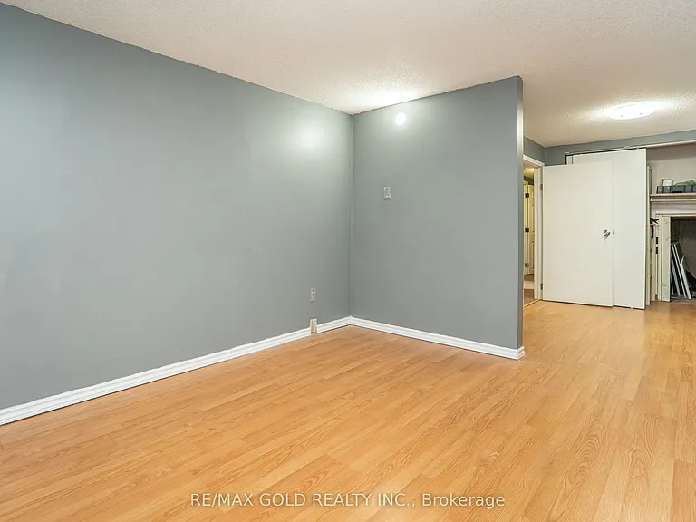 24 Bingham Rd — Photo 14
