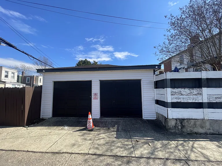 301 Friendship St — Photo 18