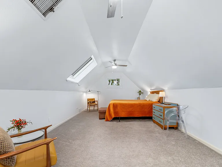 2523 California St — Photo 20