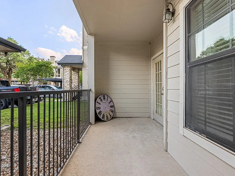 12820 N Lamar Blvd — Photo 29