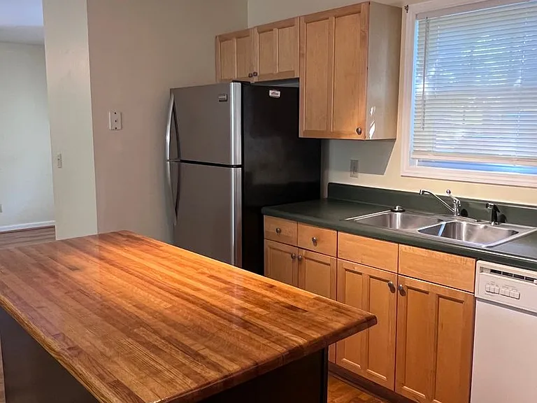 50 Mulberry Ct — Photo 8