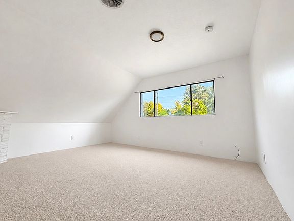 5th image of 227 E Kensington Ave APT 3
