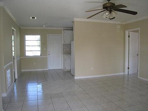 3rd image of 10101 Dominican Dr