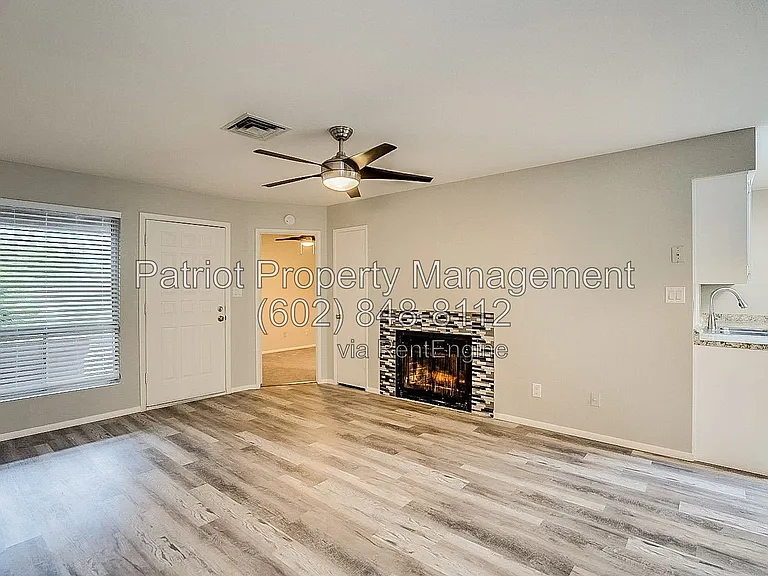 20420 N 6th Dr #7 — Photo 6