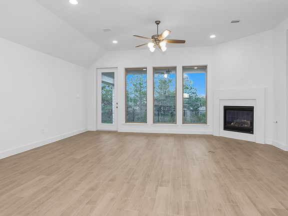3rd image of 21902 Woodland Hawthorn Ln