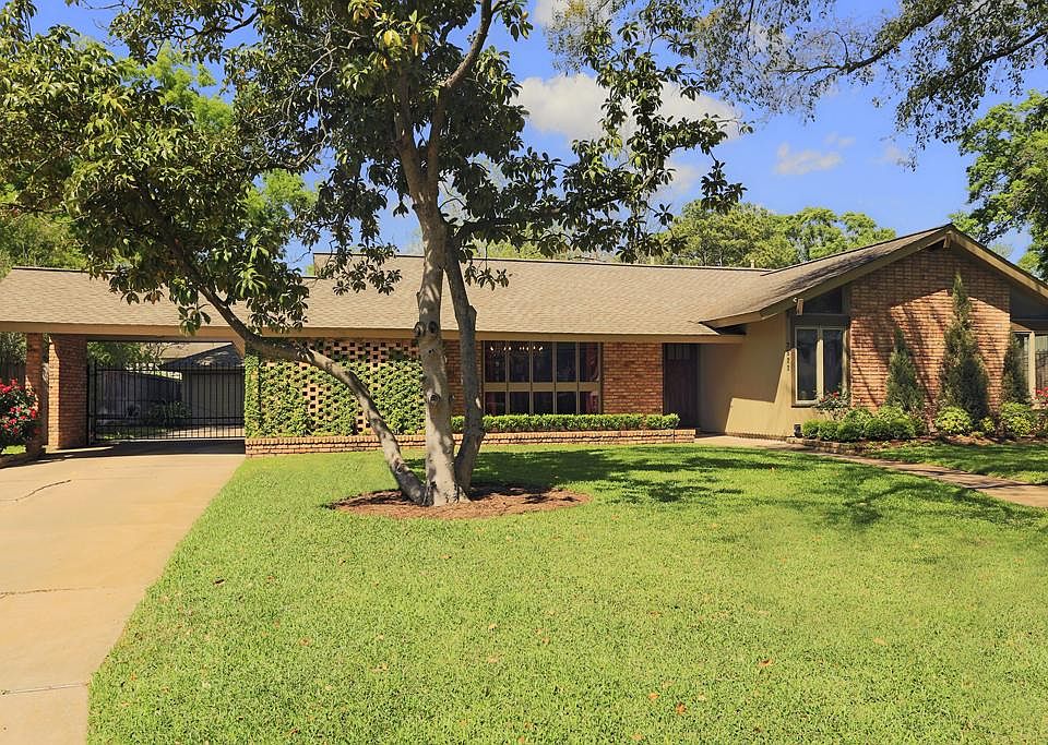 1st image of 7522 Briar Rose Dr
